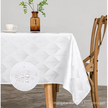 Jacquard bordsduk med bladmönster
